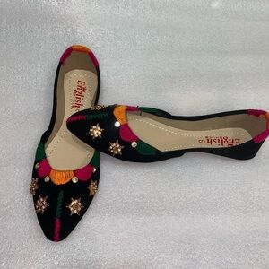 Black Flocked Embellished Indian Flats
Size 7 to 7.5 US